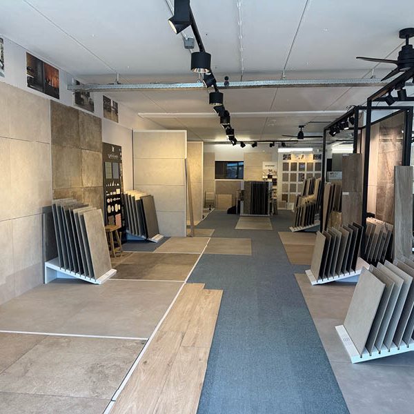 Cerados Showroom9